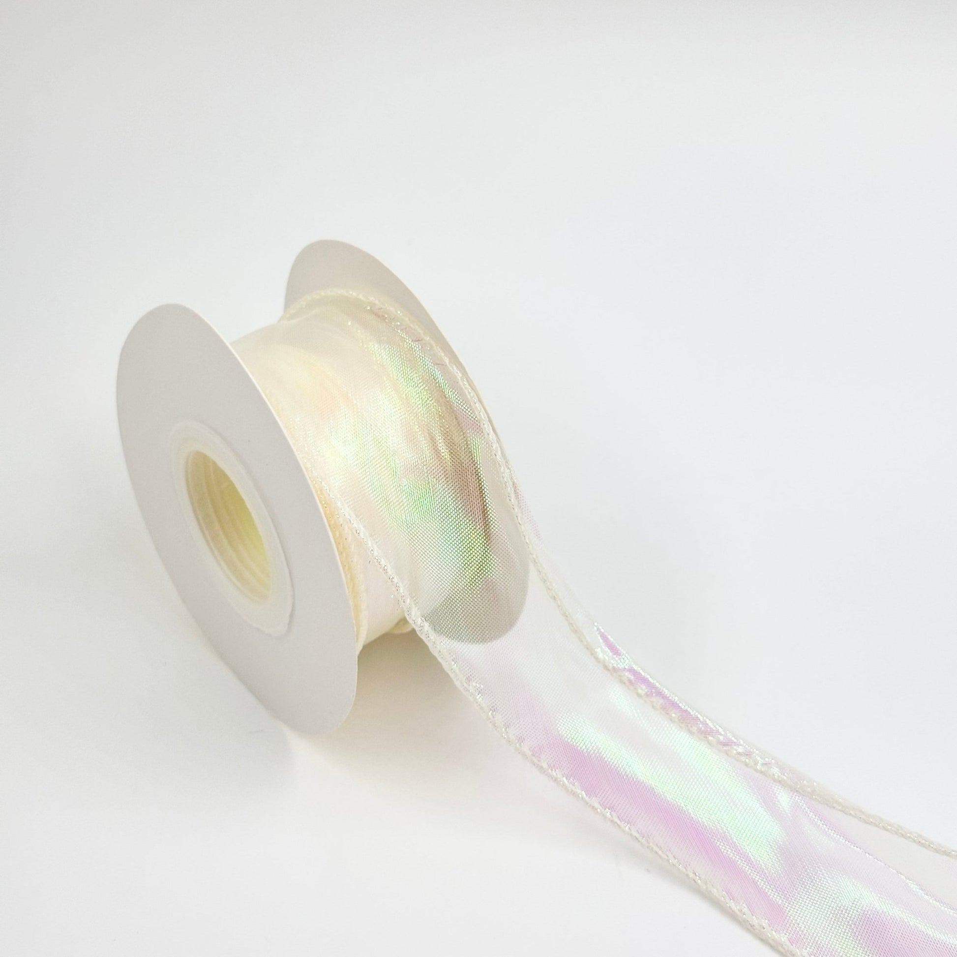Iridescent Wavy Organza - Offwhite - Prismribbons