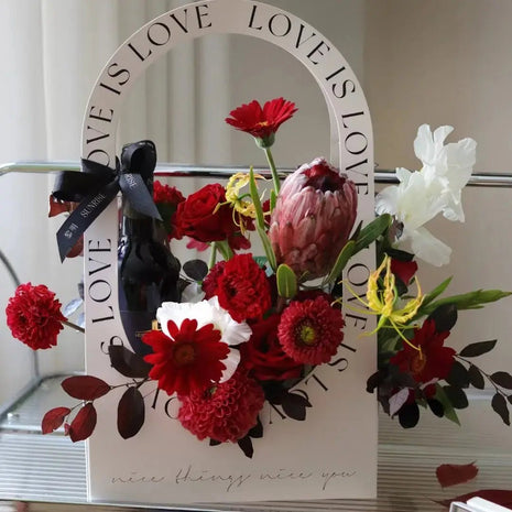 "Love is Love" Flower Bouquet Bag (10 pcs) - Prismribbons