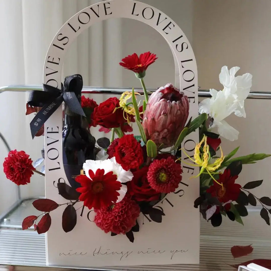"Love is Love" Flower Bouquet Bag (10 pcs) - Prismribbons